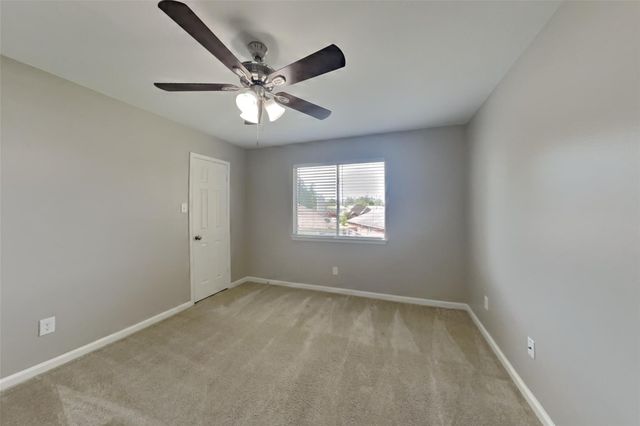 21469 Towerguard Drive, Kingwood, TX 77339