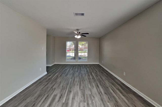 21469 Towerguard Drive, Kingwood, TX 77339