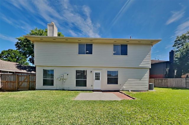 21469 Towerguard Drive, Kingwood, TX 77339