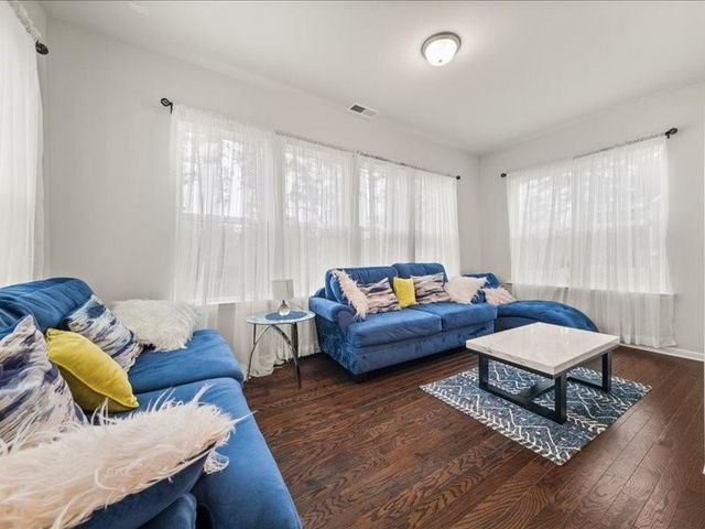 1395 Crestwind NW Road, Kennesaw, GA 30152