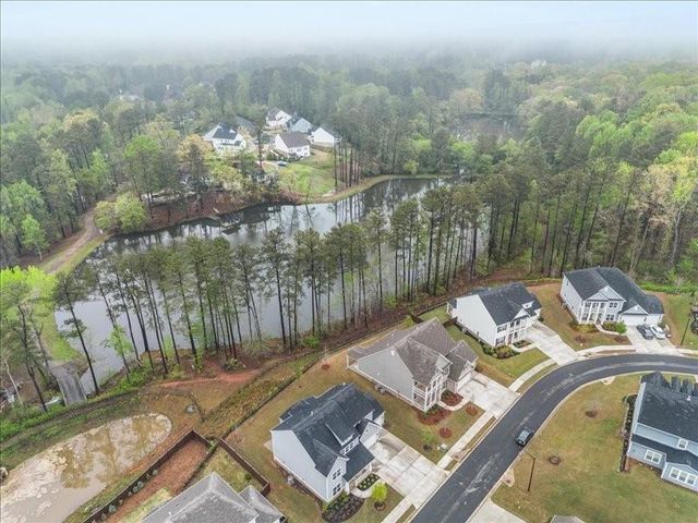 1395 Crestwind NW Road, Kennesaw, GA 30152