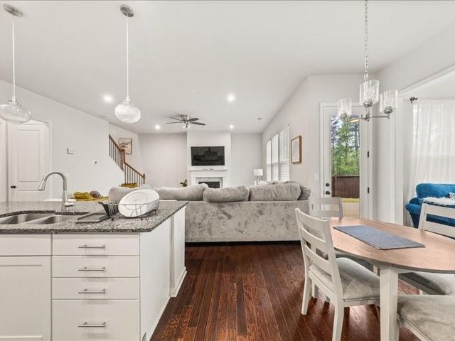 1395 Crestwind NW Road, Kennesaw, GA 30152