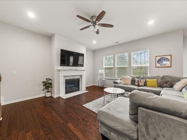 1395 Crestwind NW Road, Kennesaw, GA 30152