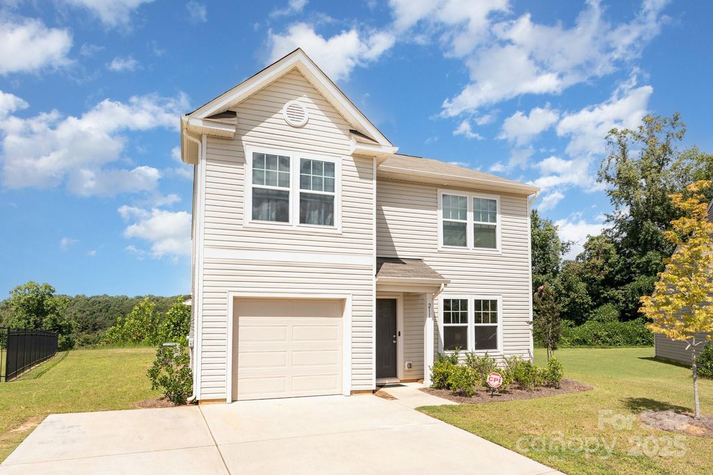 211 Clove Hitch Drive, Statesville, NC 28677