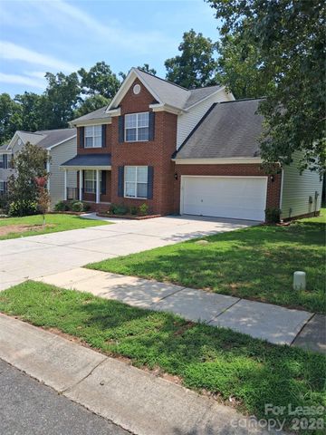 12029 Stone Forest Drive, Pineville, NC 28134