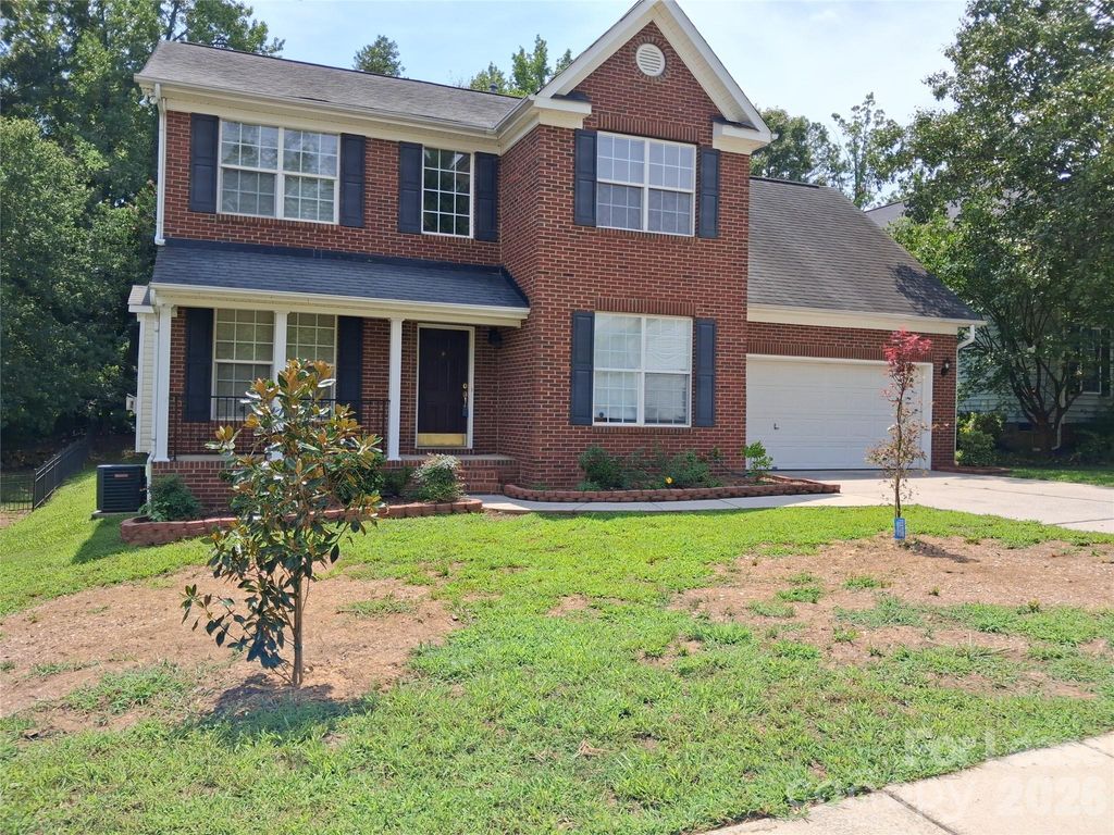 12029 Stone Forest Drive, Pineville, NC 28134