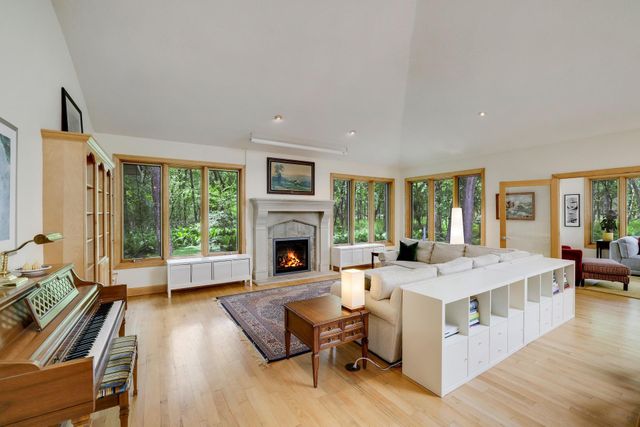 17 Baillon Lane, Lakeland, MN 55043