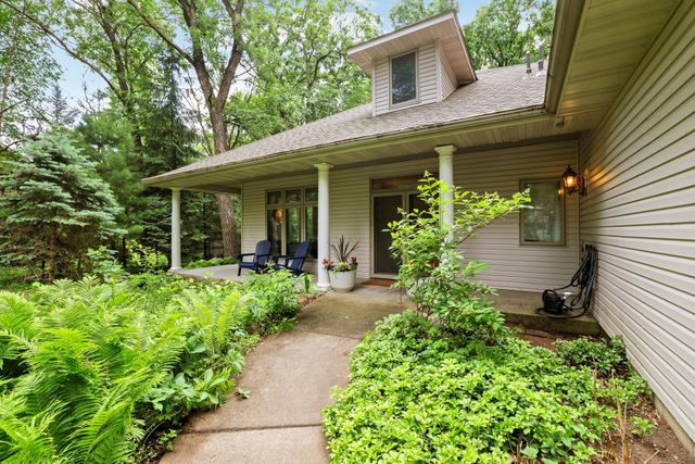 17 Baillon Lane, Lakeland, MN 55043