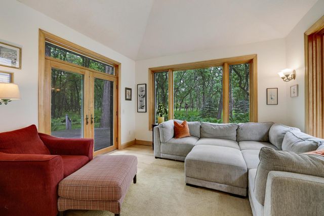 17 Baillon Lane, Lakeland, MN 55043