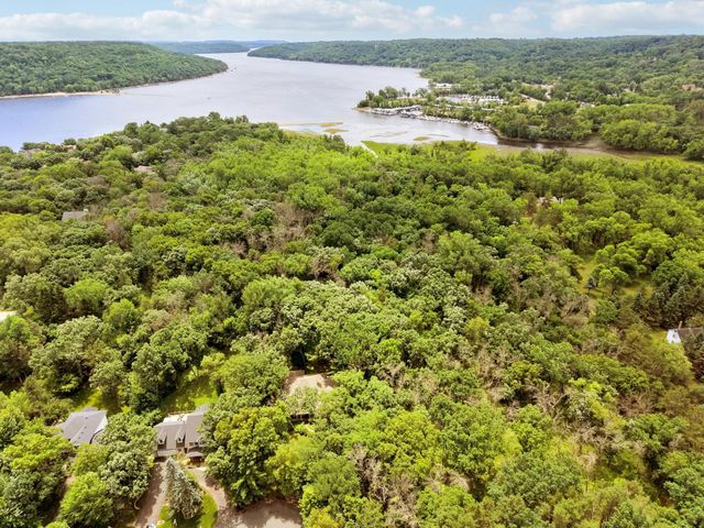 17 Baillon Lane, Lakeland, MN 55043