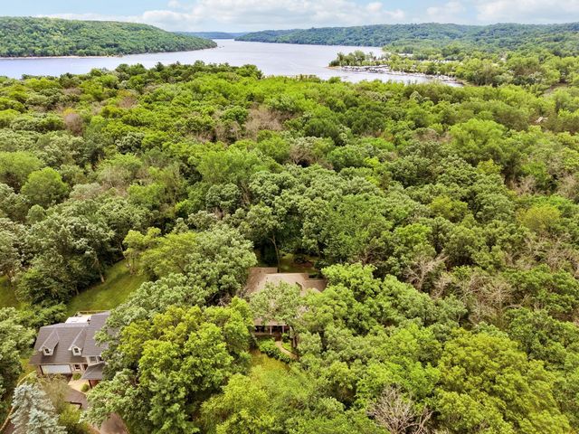 17 Baillon Lane, Lakeland, MN 55043