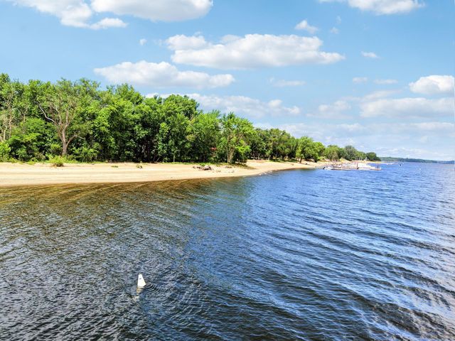 17 Baillon Lane, Lakeland, MN 55043