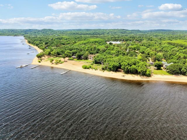 17 Baillon Lane, Lakeland, MN 55043