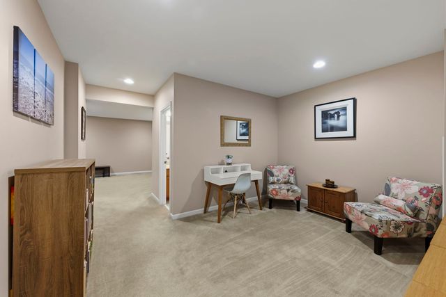 0N622 Sounders Drive, Geneva, IL 60134