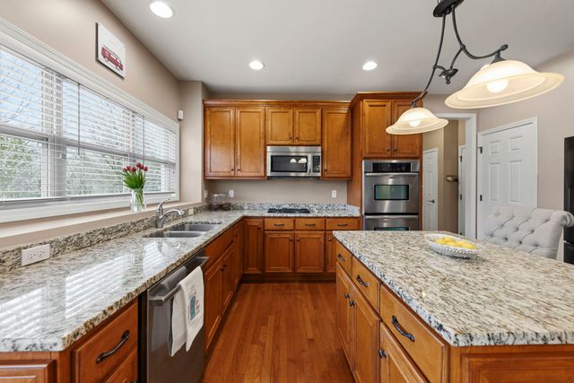 0N622 Sounders Drive, Geneva, IL 60134