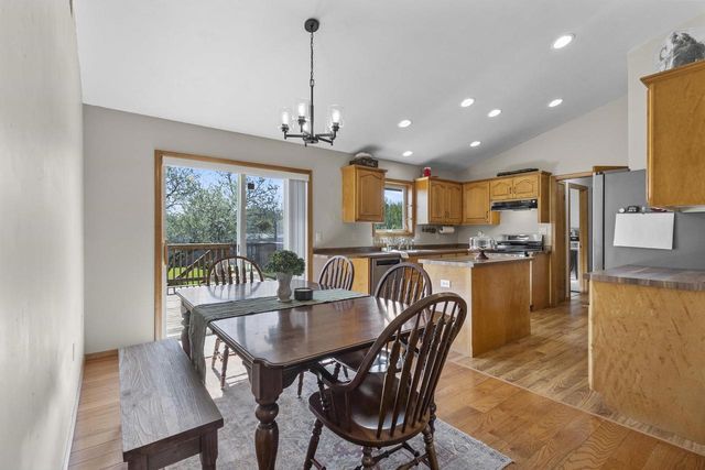 838 POPPY LANE, Little Suamico, WI 54141