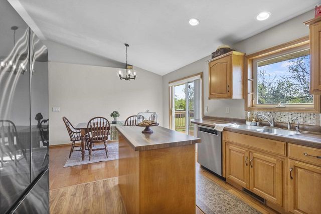 838 POPPY LANE, Little Suamico, WI 54141