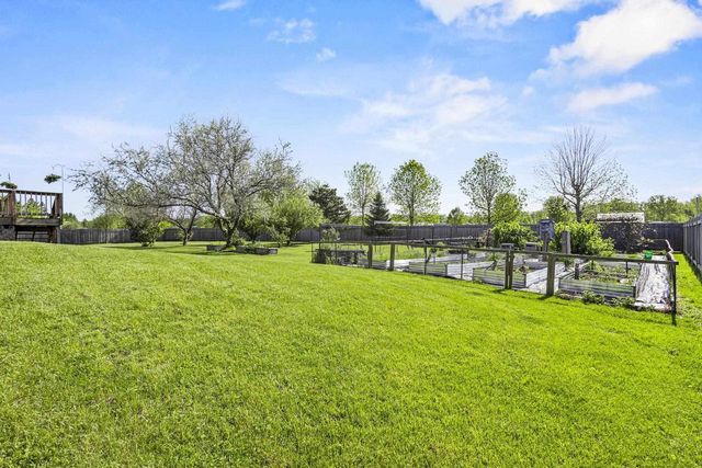 838 POPPY LANE, Little Suamico, WI 54141