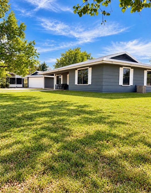 305 Gaywood Lane, Somerville, TX 77879 — photo 4