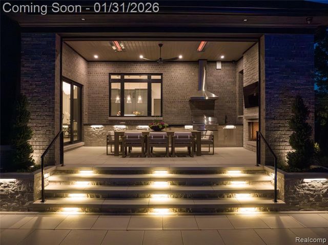 4592 Pinnacle Boulevard, Rochester, MI 48306