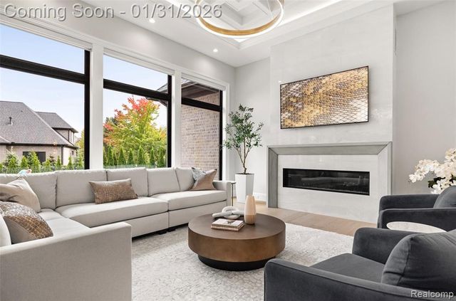 4592 Pinnacle Boulevard, Rochester, MI 48306