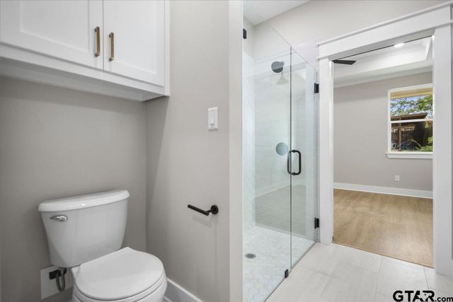 307 S Langham St, Troup, TX 75789