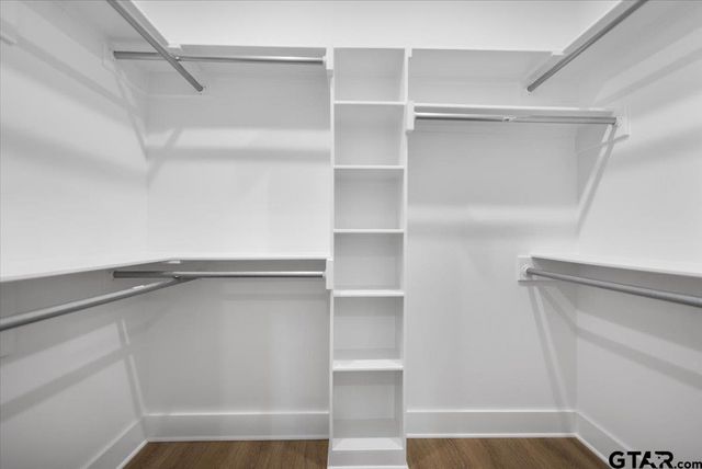 307 S Langham St, Troup, TX 75789