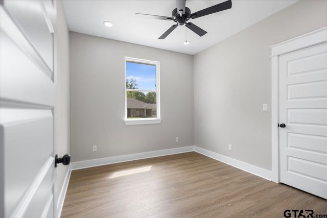 307 S Langham St, Troup, TX 75789