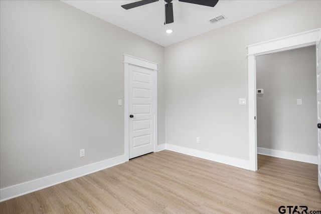 307 S Langham St, Troup, TX 75789