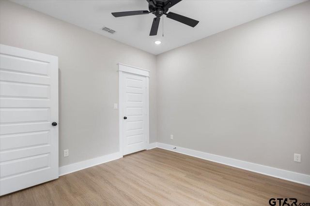 307 S Langham St, Troup, TX 75789