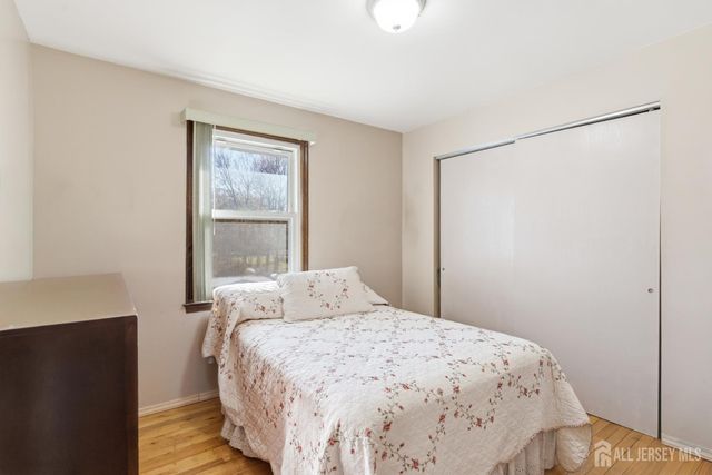 160 Stratton Street, Piscataway, NJ 08854