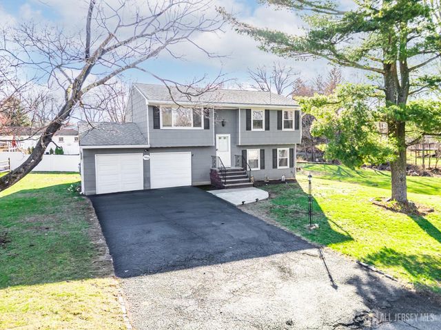 160 Stratton Street, Piscataway, NJ 08854