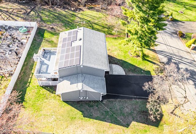 160 Stratton Street, Piscataway, NJ 08854