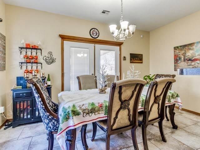 817 NW 7th Street, Moore, OK 73160