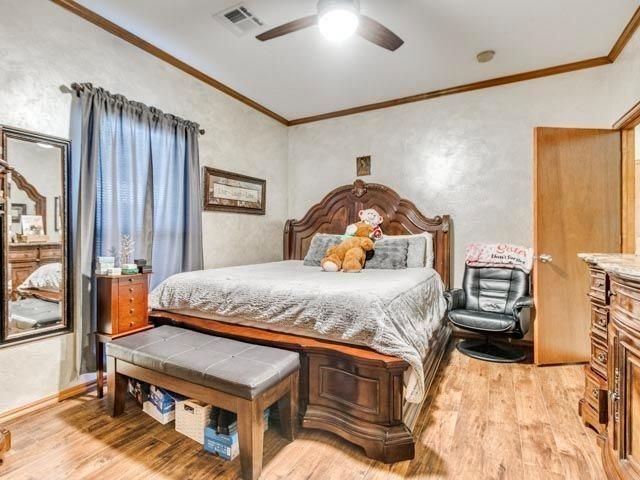 817 NW 7th Street, Moore, OK 73160