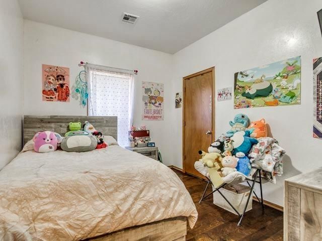 817 NW 7th Street, Moore, OK 73160