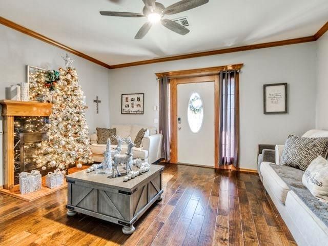 817 NW 7th Street, Moore, OK 73160