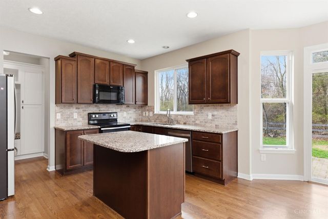 1253 Autumnview Drive, Batavia Twp, OH 45103