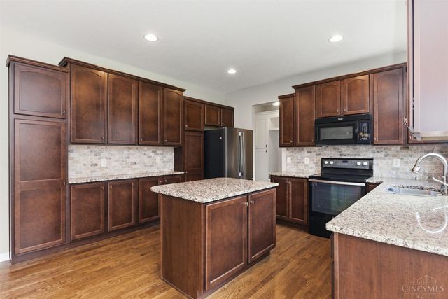 1253 Autumnview Drive, Batavia Twp, OH 45103