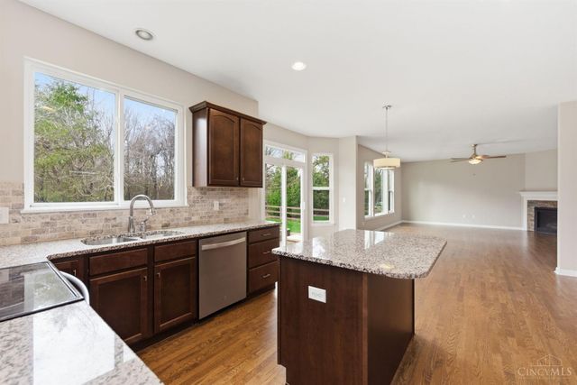 1253 Autumnview Drive, Batavia Twp, OH 45103