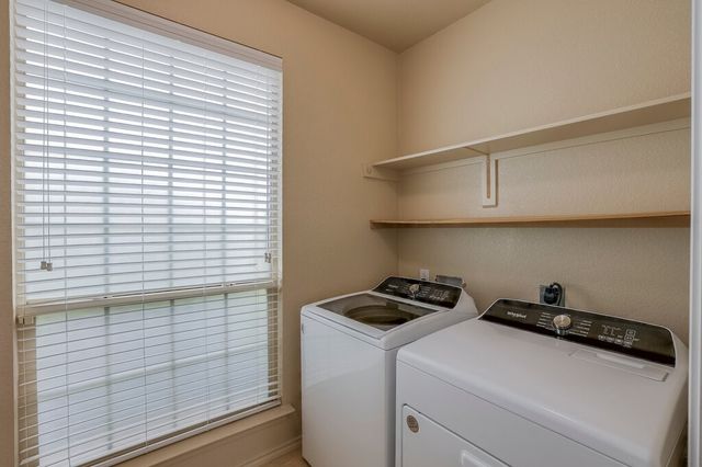 1046 Chandler Street, Kennedale, TX 76060