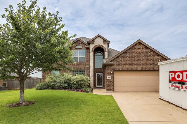 1046 Chandler Street, Kennedale, TX 76060