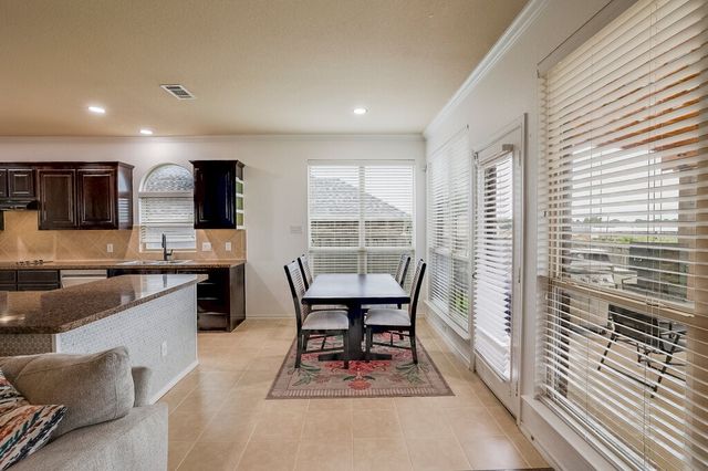 1046 Chandler Street, Kennedale, TX 76060