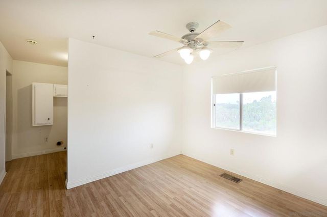 221 Colina Ter, Vista, CA 92084