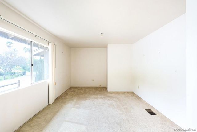 221 Colina Ter, Vista, CA 92084