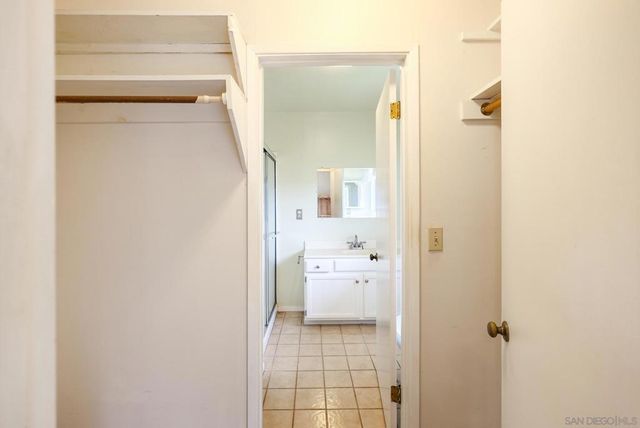 221 Colina Ter, Vista, CA 92084