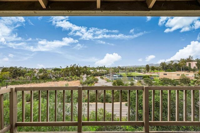 221 Colina Ter, Vista, CA 92084