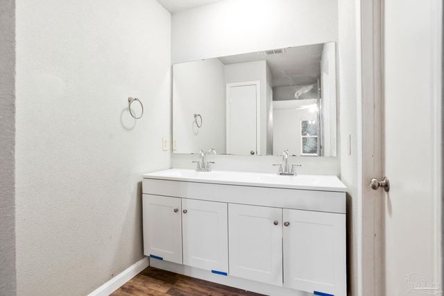 2303 W Michigan Ave A6, Pensacola, FL 32526