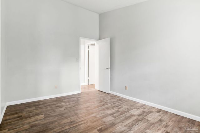 2303 W Michigan Ave A6, Pensacola, FL 32526