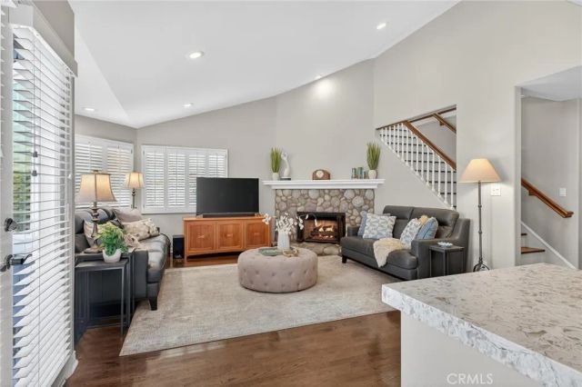 204 N Lucia A, Redondo Beach, CA 90277